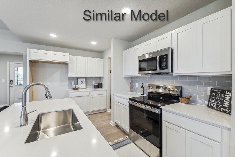 1648 Nw Savannah Drive. Ankeny, IA 50023
