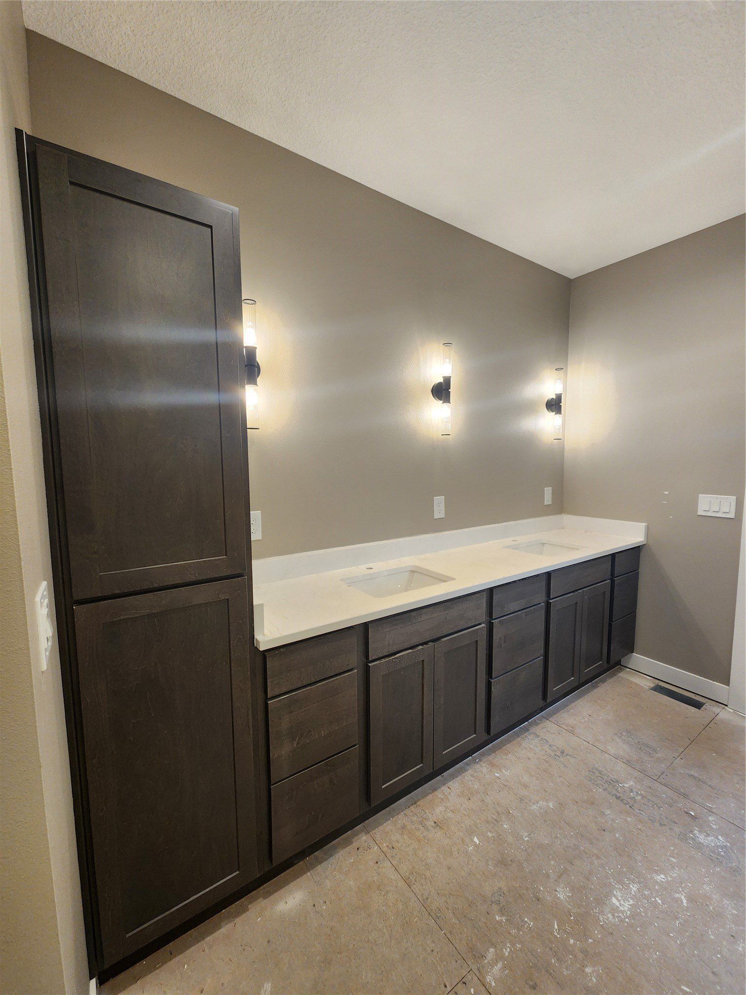 3306 Se Bannister Drive. Ankeny, IA 50021