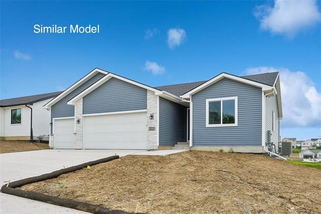 1531 Ne Daybreak Avenue. Polk City, IA 50226