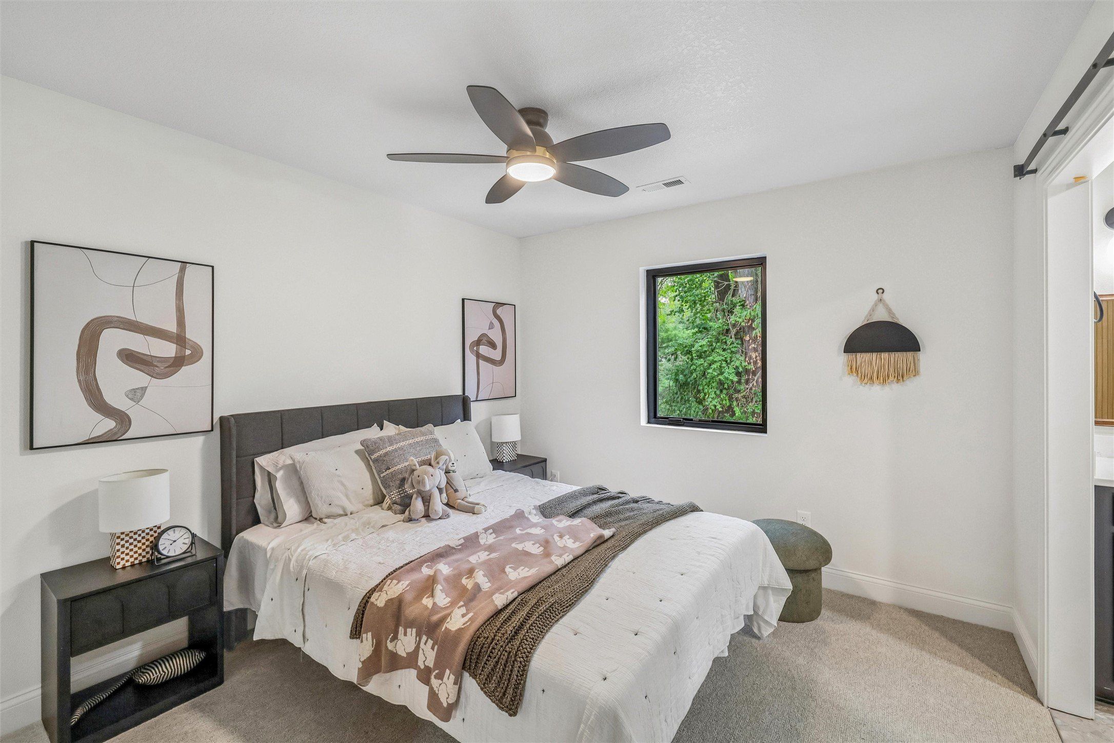 3110 Saint Johns Road. Des Moines, IA 50312