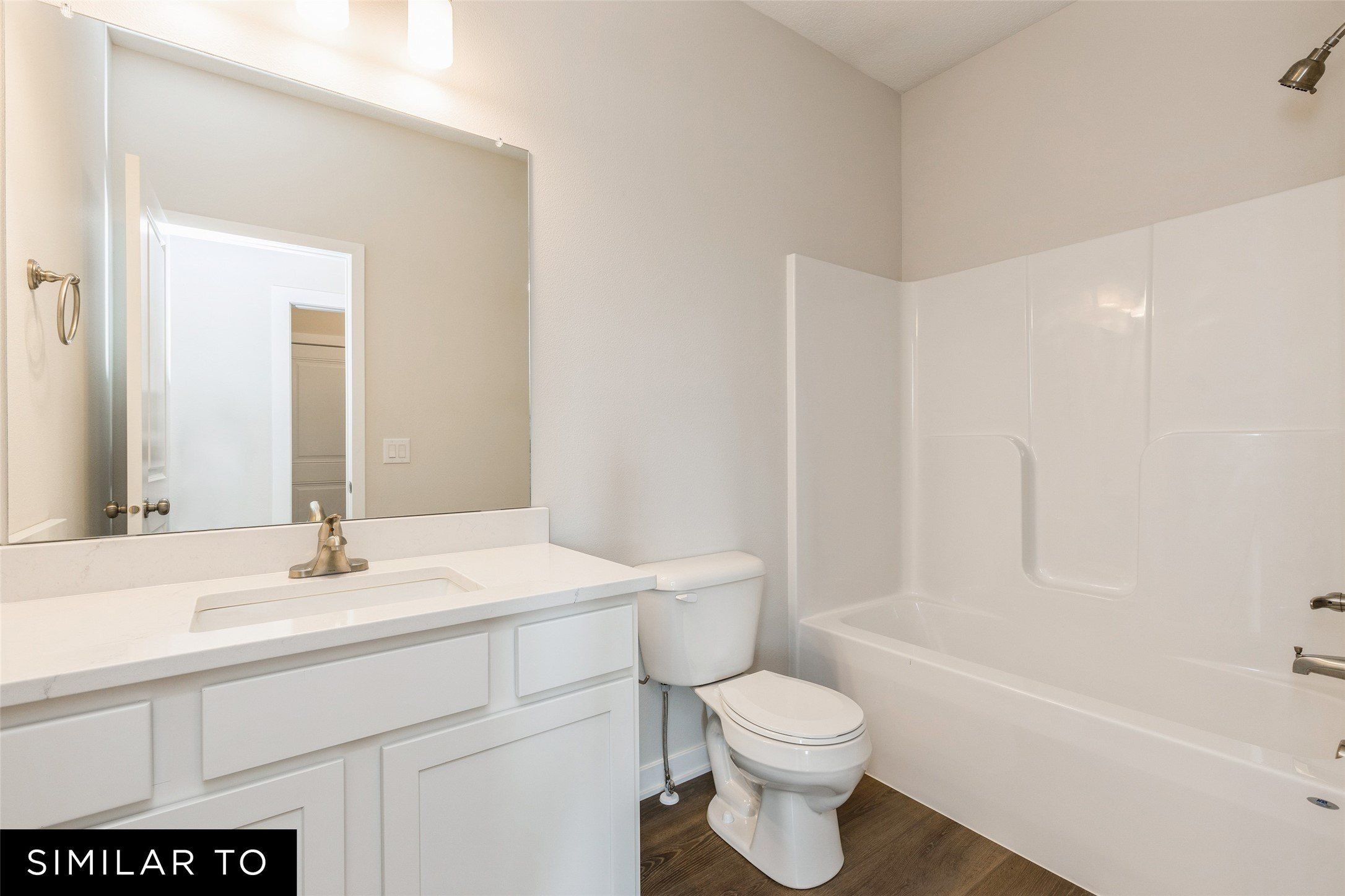 2524 Nw North Creek Court. Ankeny, IA 50023