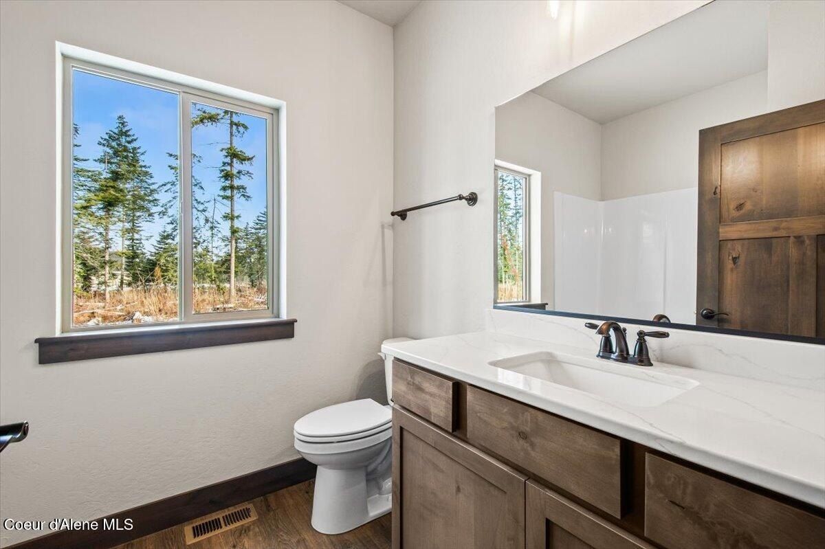 L2b8 N Eclipse Road. Rathdrum, ID 83858
