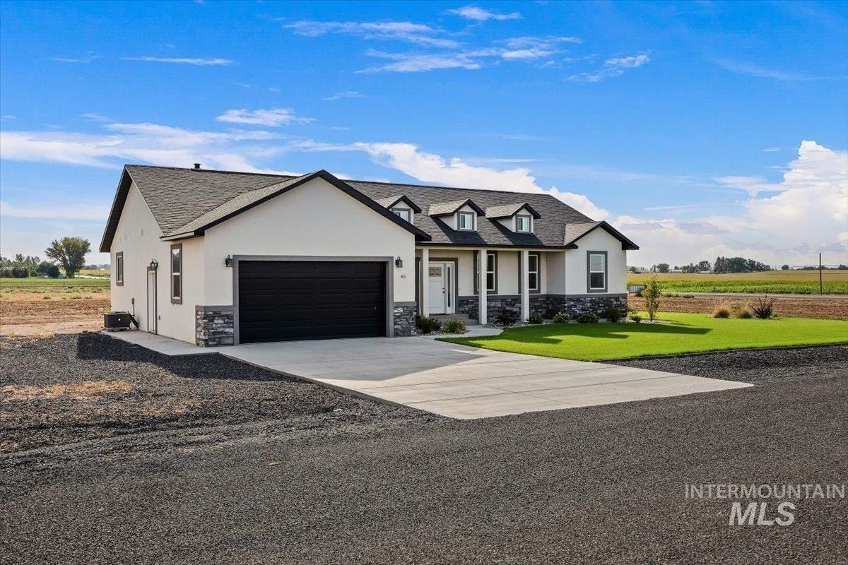 45 Sunset Loop. Jerome, ID 83338
