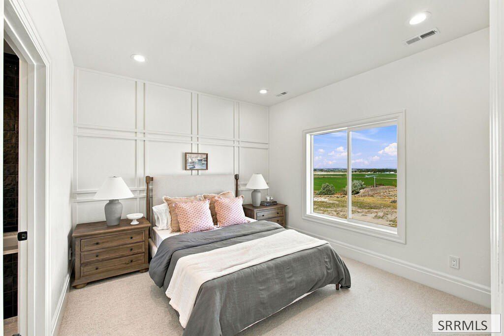 1272 N 1090 E. Shelley, ID 83274