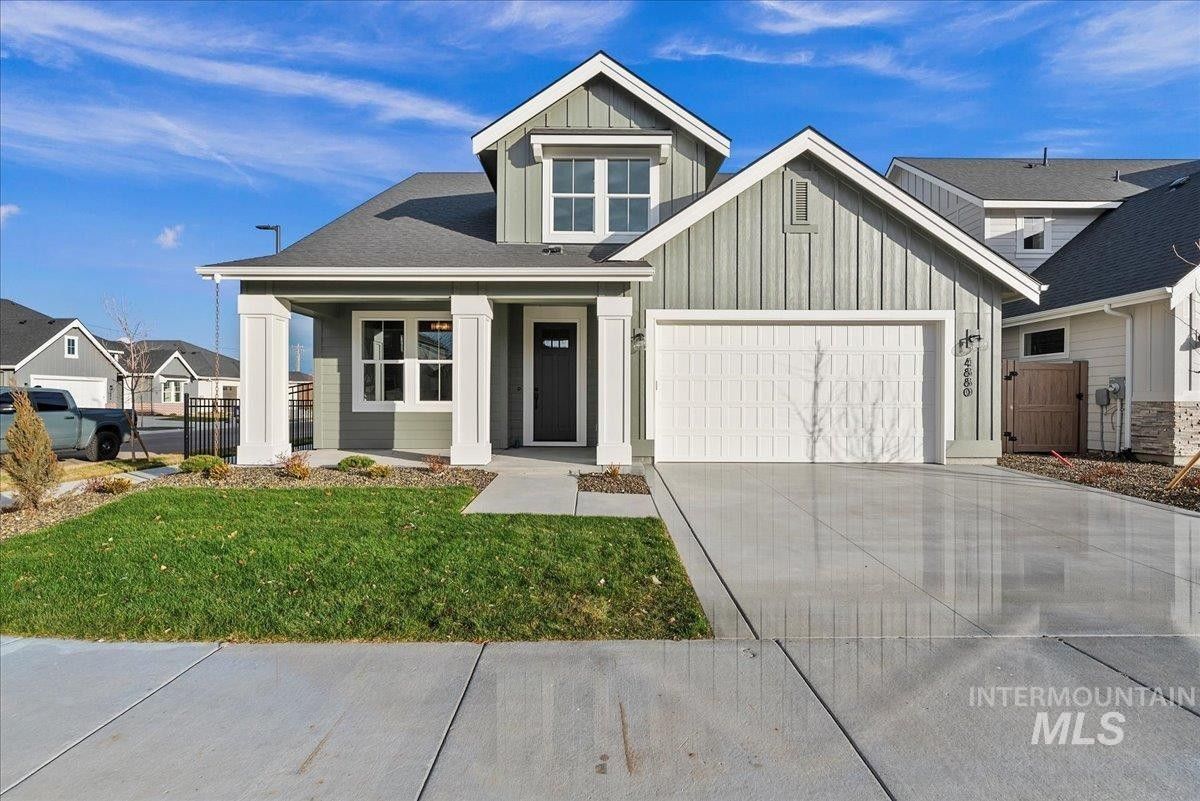 4690 S Hennessy Way. Meridian, ID 83642