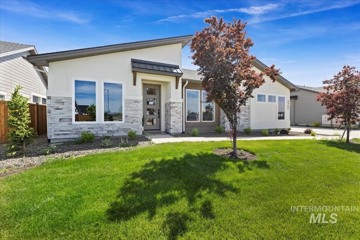 8465 W Meltwater Ln. Eagle, ID 83616