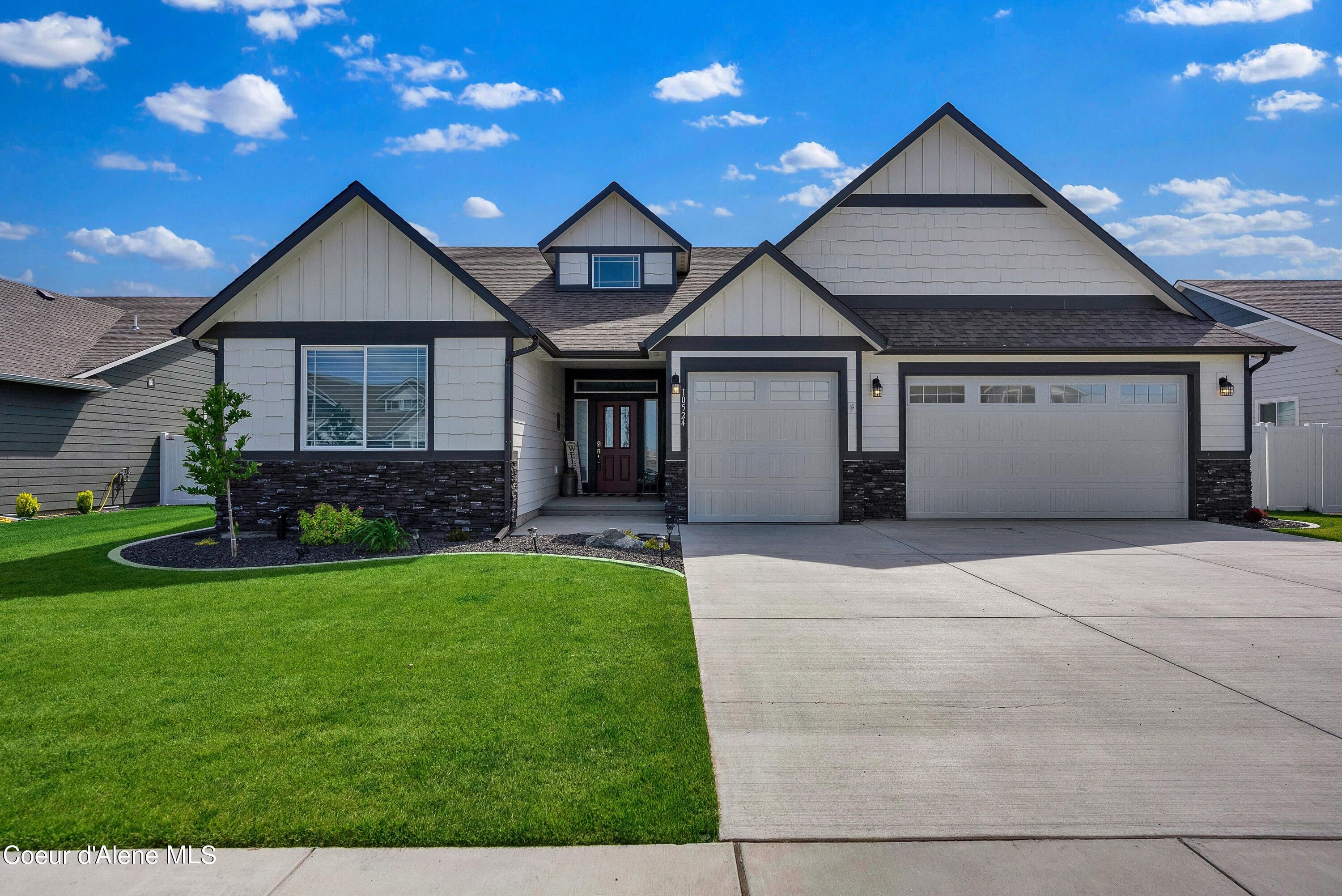 10524 N Murcia Lane. Hayden, ID 83835