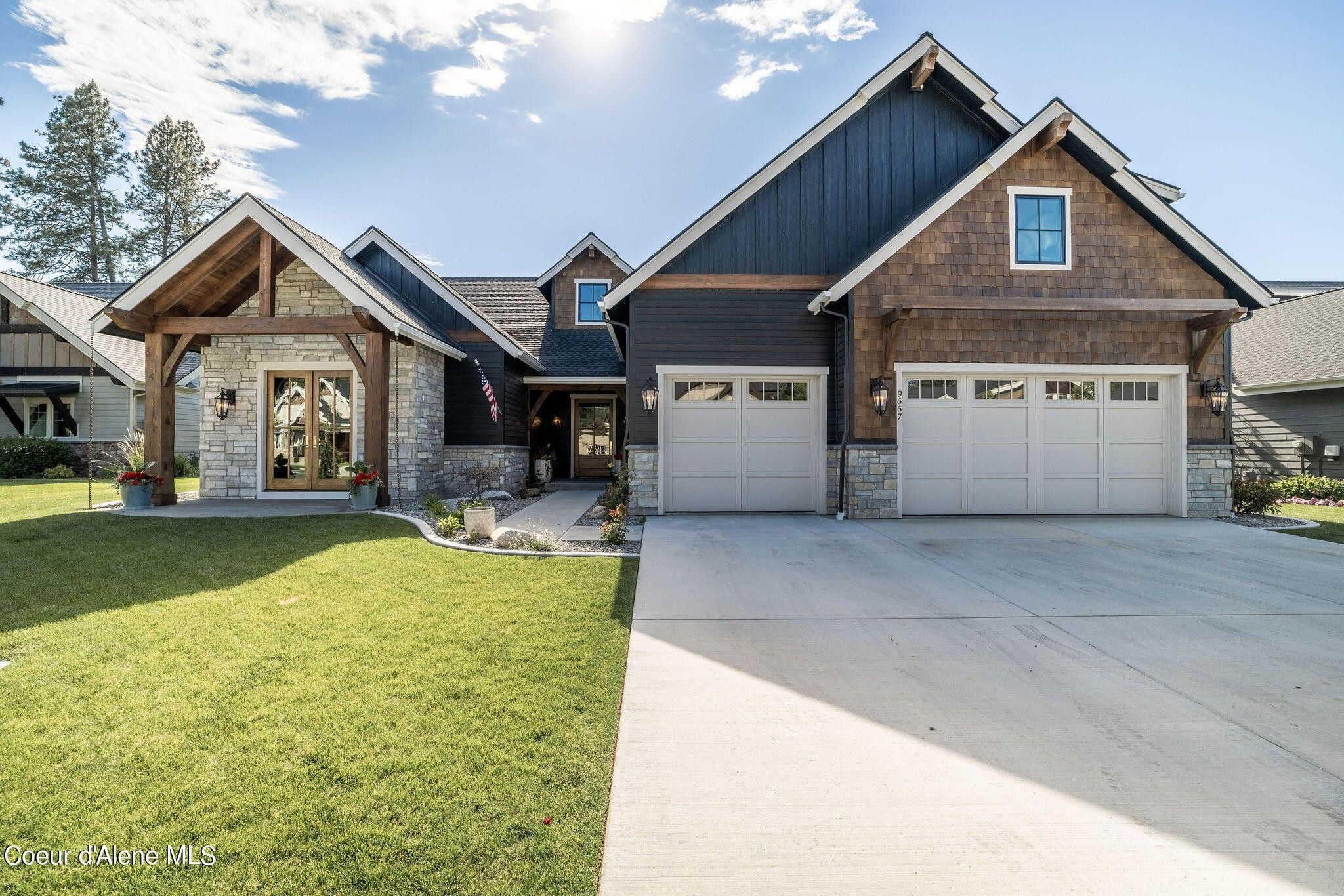 9667 N Pine Valley Ct. Hayden, ID 83835