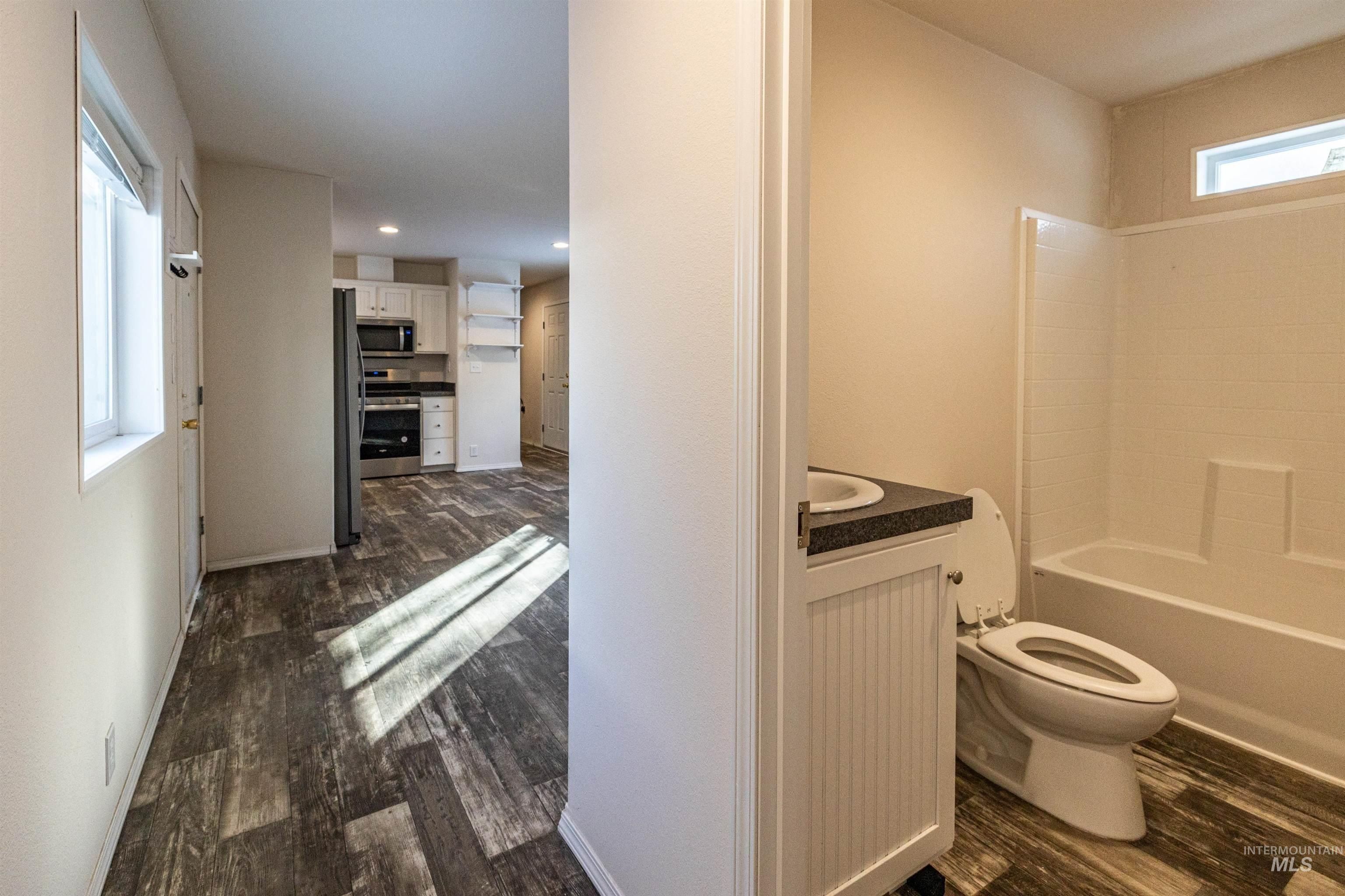 1200 Artesian Rd. Eagle, ID 83616