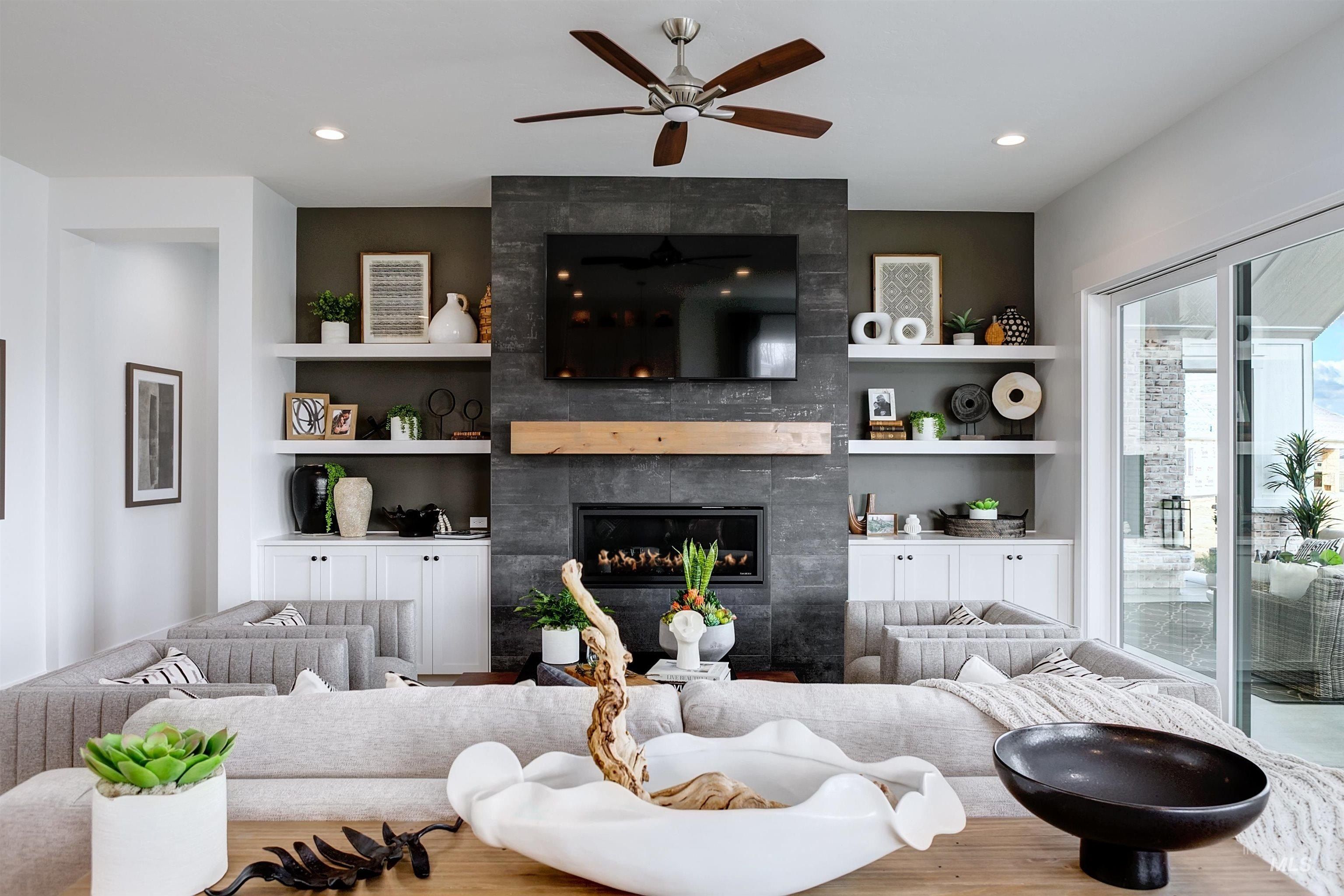 2182 N Annadale Ave. Eagle, ID 83616