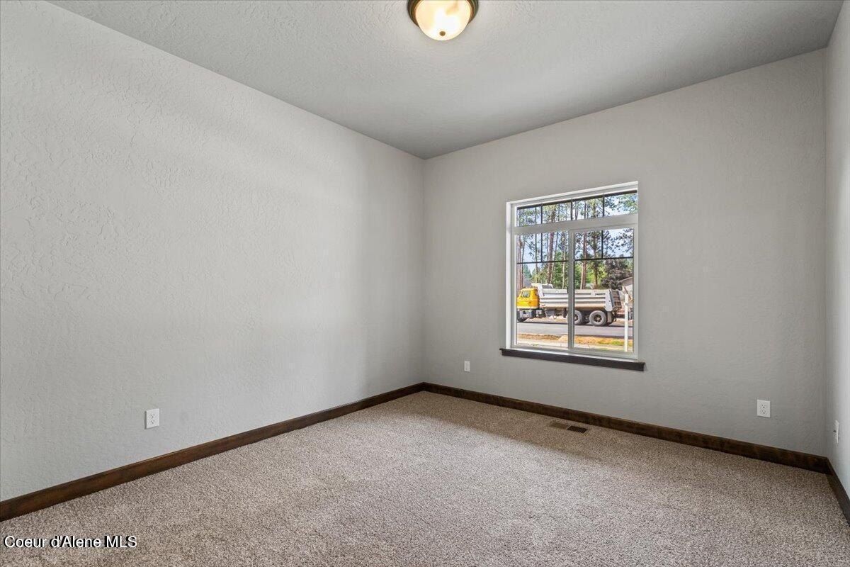 2060 E Plaza Ct. Post Falls, ID 83854