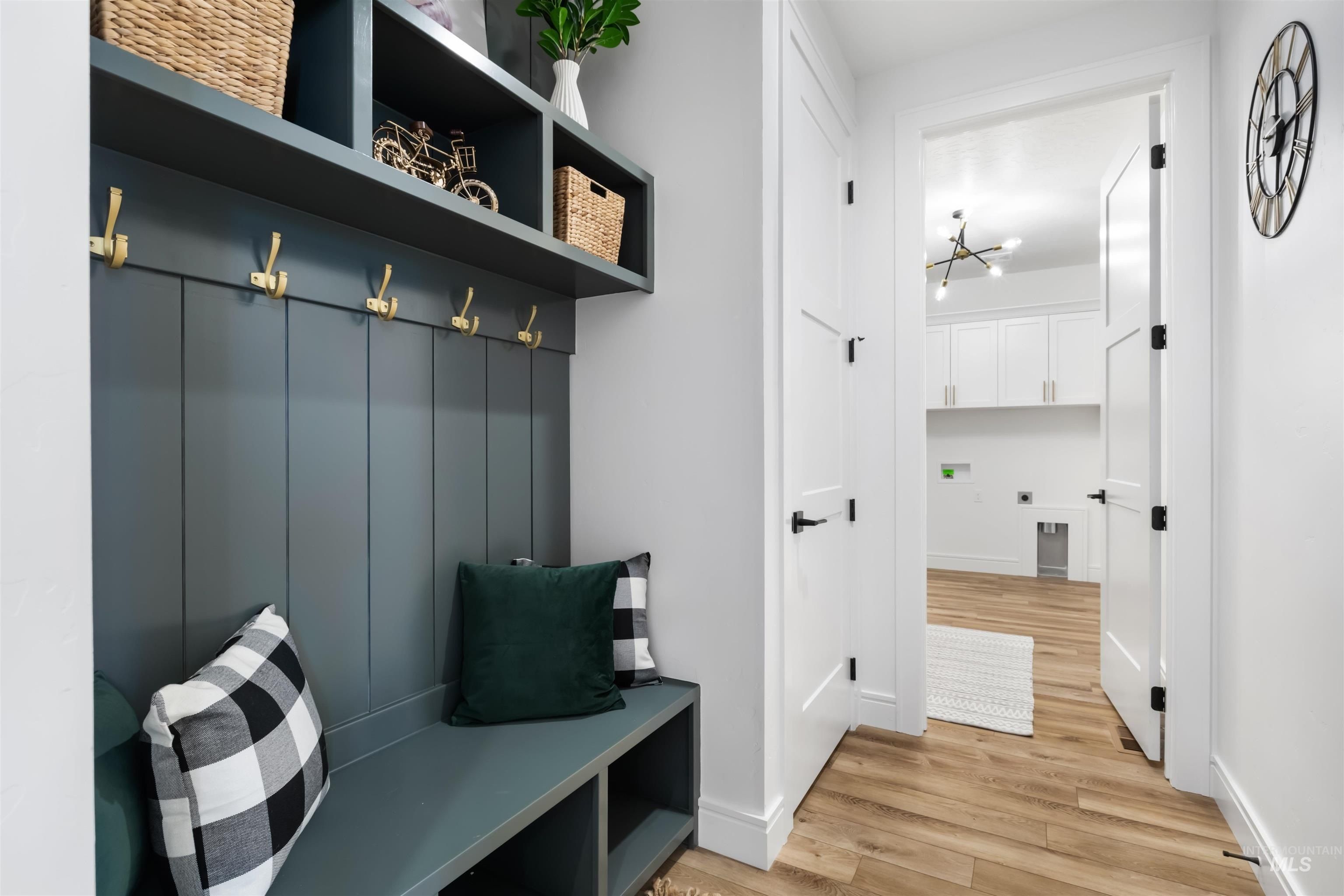 7373 W Feather Edge. Eagle, ID 83616