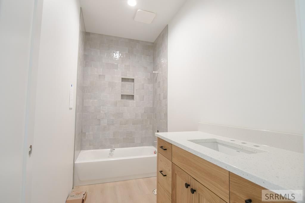 5804 Dune Village Way. Idaho Falls, ID 83404