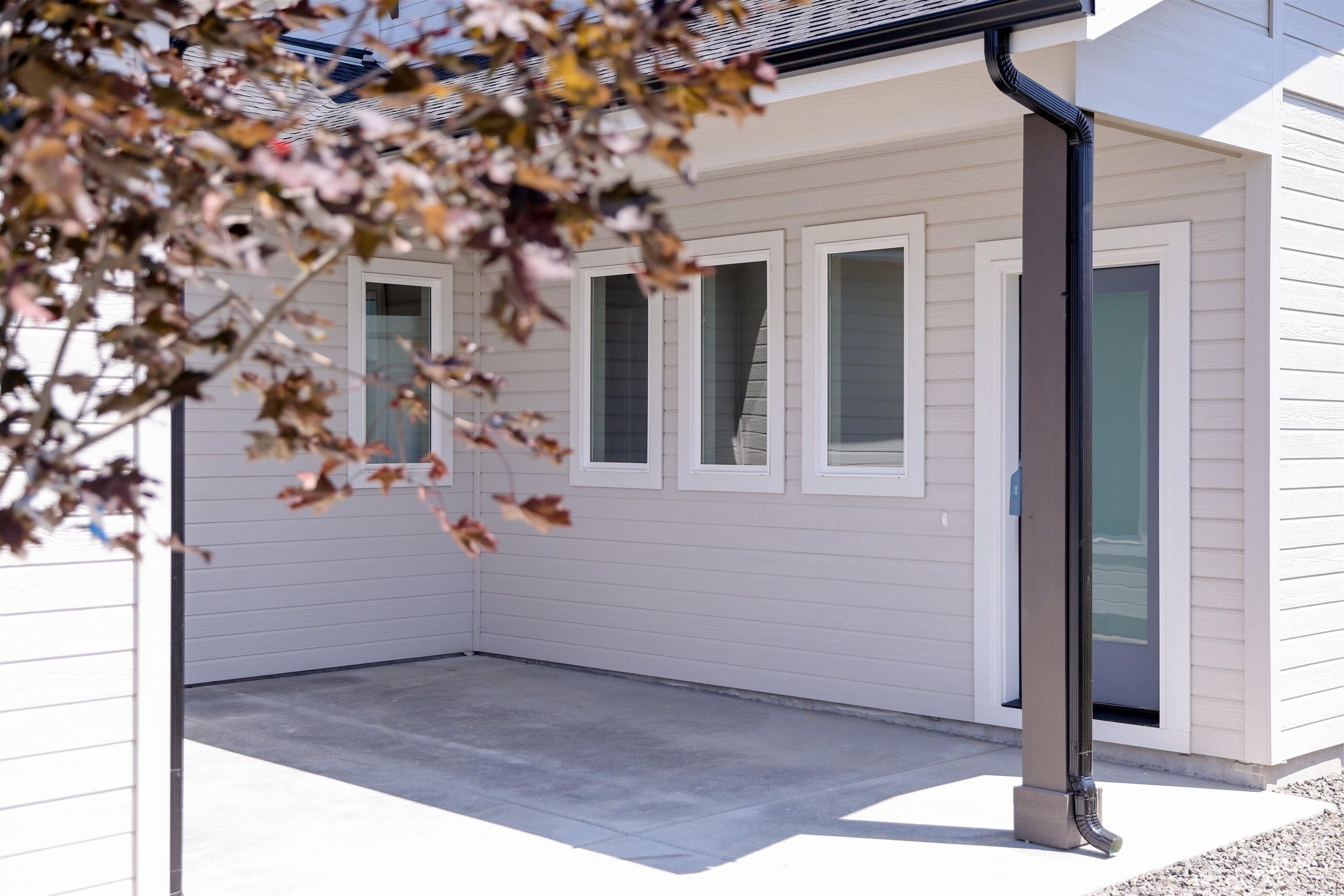 6273 S Binky Ave. Meridian, ID 83642