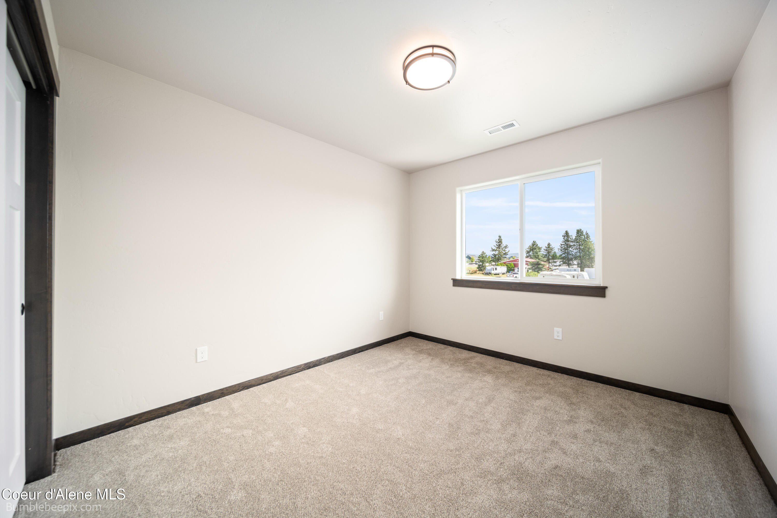 2762 N Neptune St. Post Falls, ID 83854