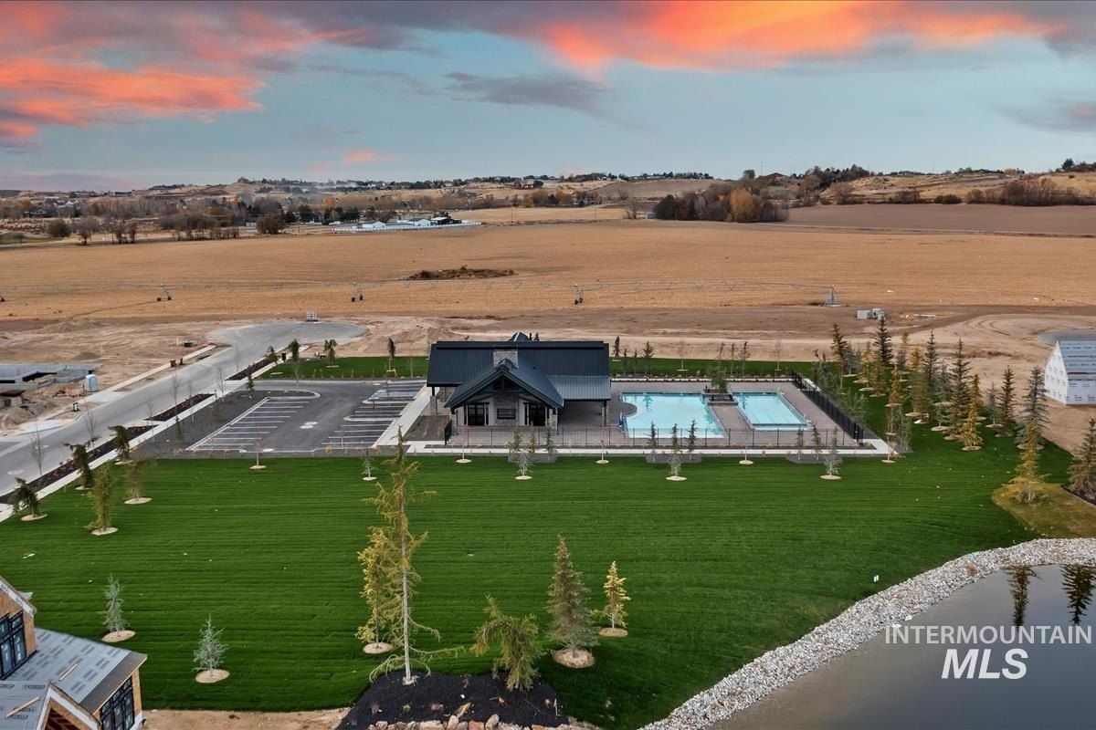3499 N Harvest Moon Way. Eagle, ID 83616