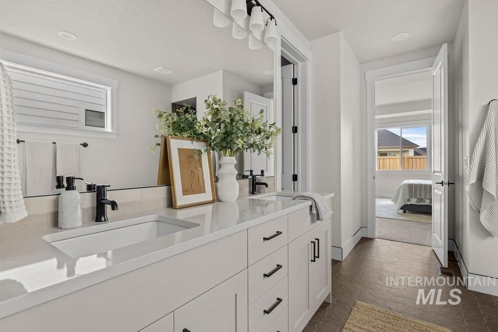 2500 E Tenzing Dr. Meridian, ID 83642