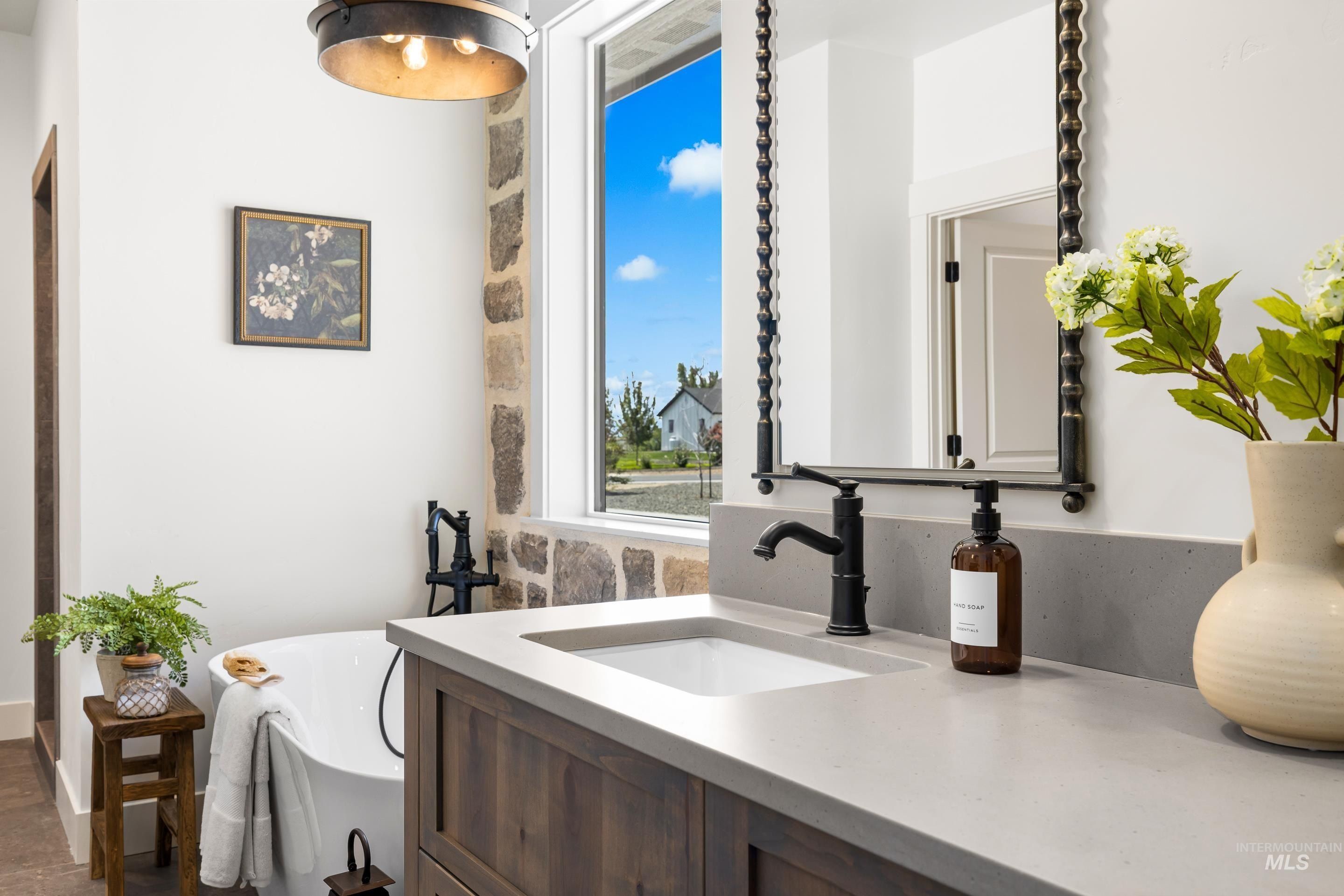 16914 Spring Meadow Dr. Caldwell, ID 83607