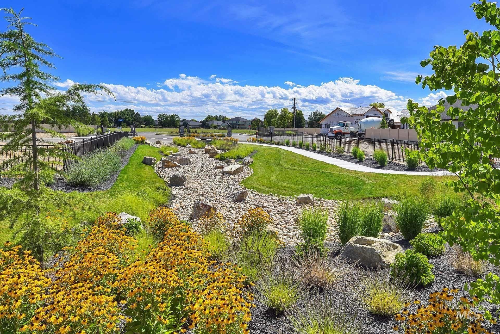 1773 N Green Pine Ln. Star, ID 83669