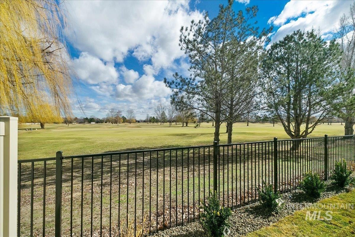 6472 S Astoria Ave. Meridian, ID 83642