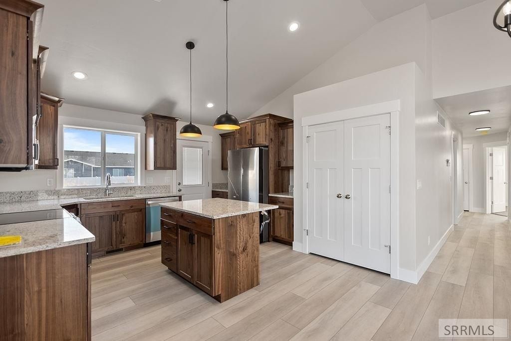 1082 Alpine Ave. Chubbuck, ID 83202