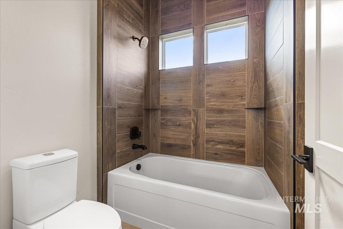 8900 Kemp Rd. Middleton, ID 83644