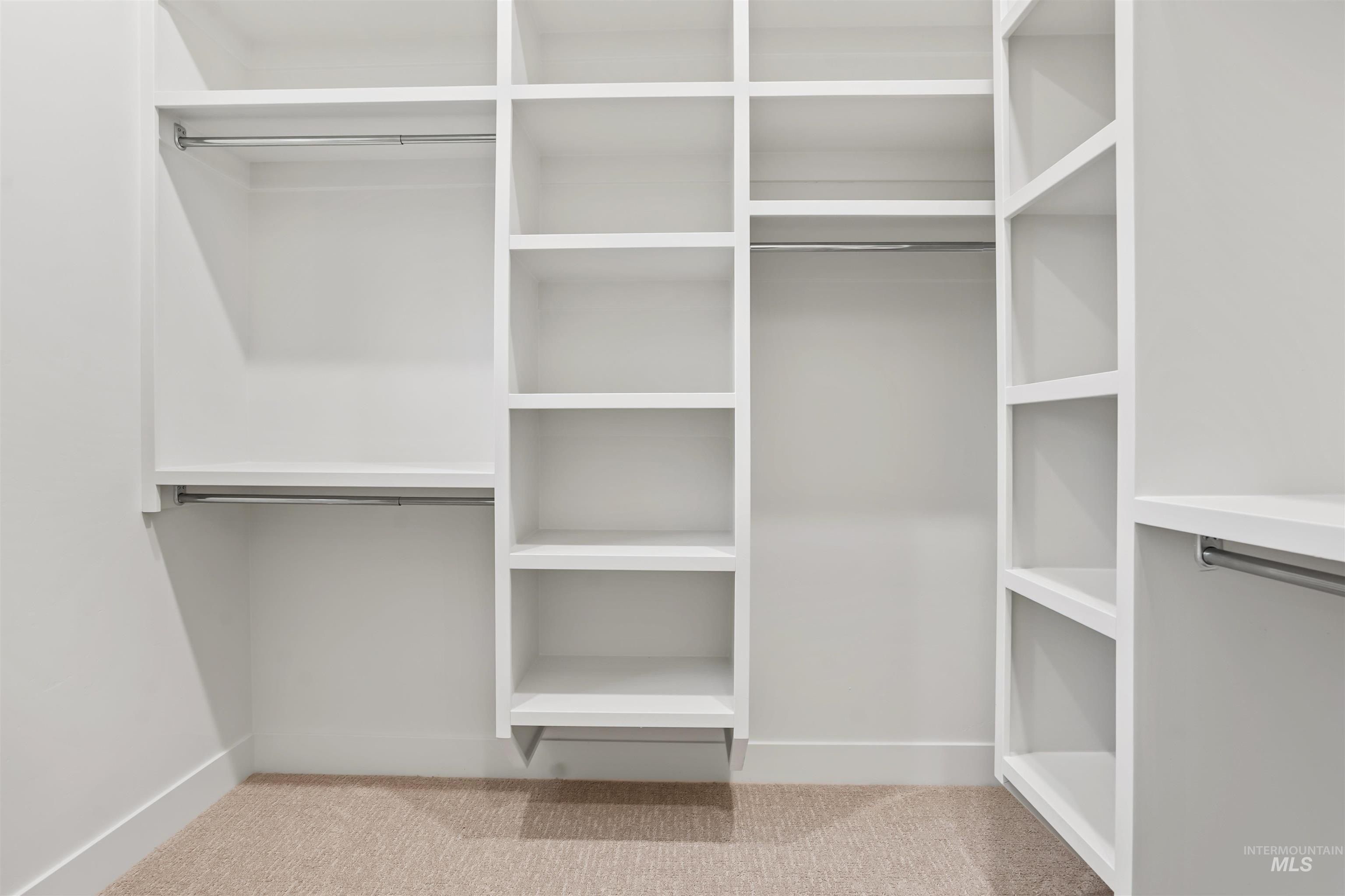 650 Biscotti Loop. Heyburn, ID 83336