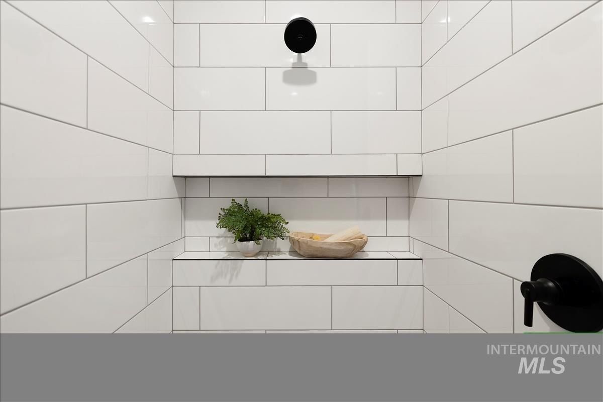 10415 Stony Oak St. Nampa, ID 83687