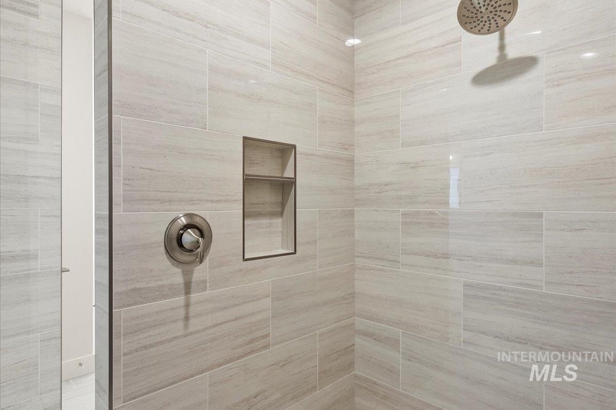 7522 E Newcastle Dr. Nampa, ID 83687