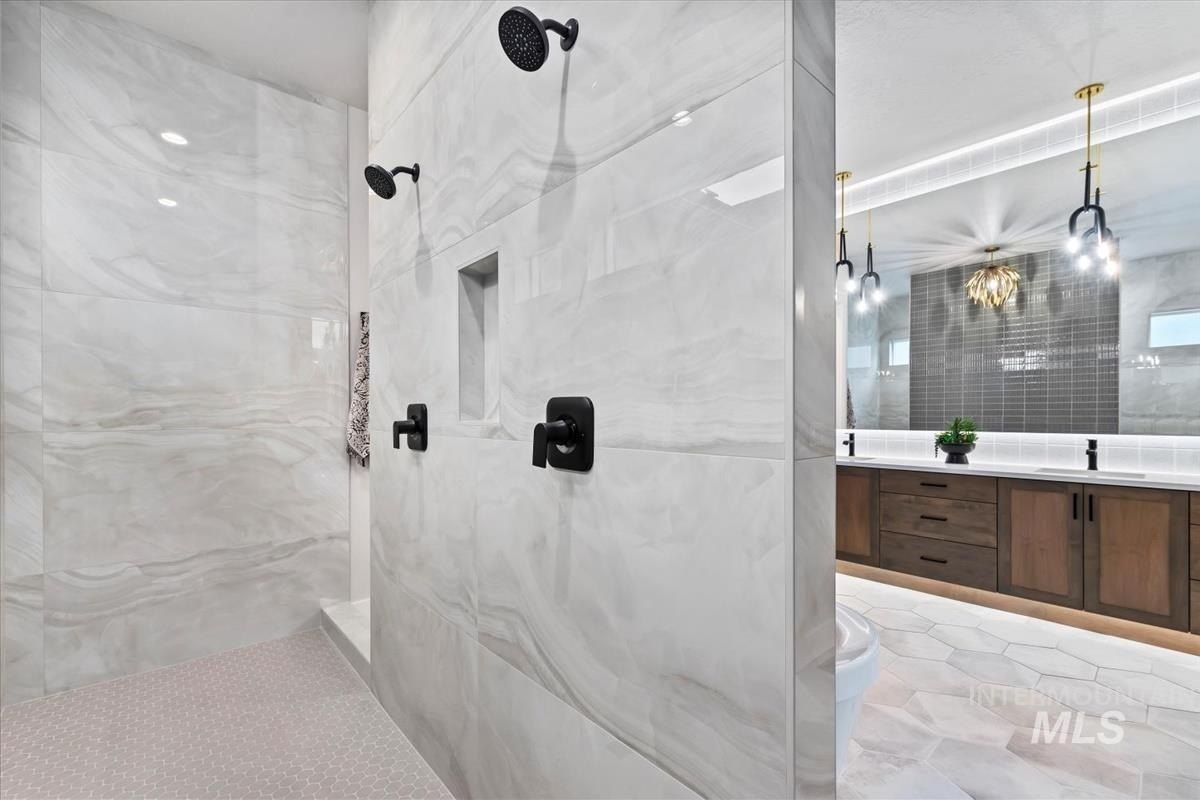 1934 W Yellowstone Dr. Eagle, ID 83616