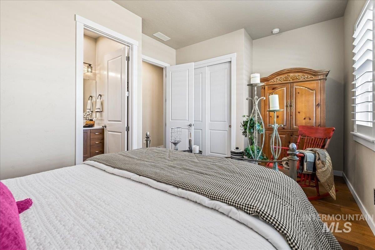 8739 W Pickett Creek. Star, ID 83669