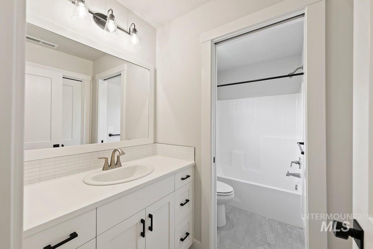 3708 Jackie Lane. Boise, ID 83704