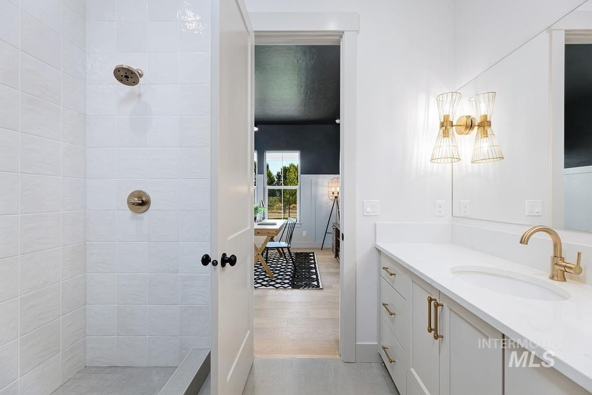 14199 N Hornbill Way. Boise, ID 83714