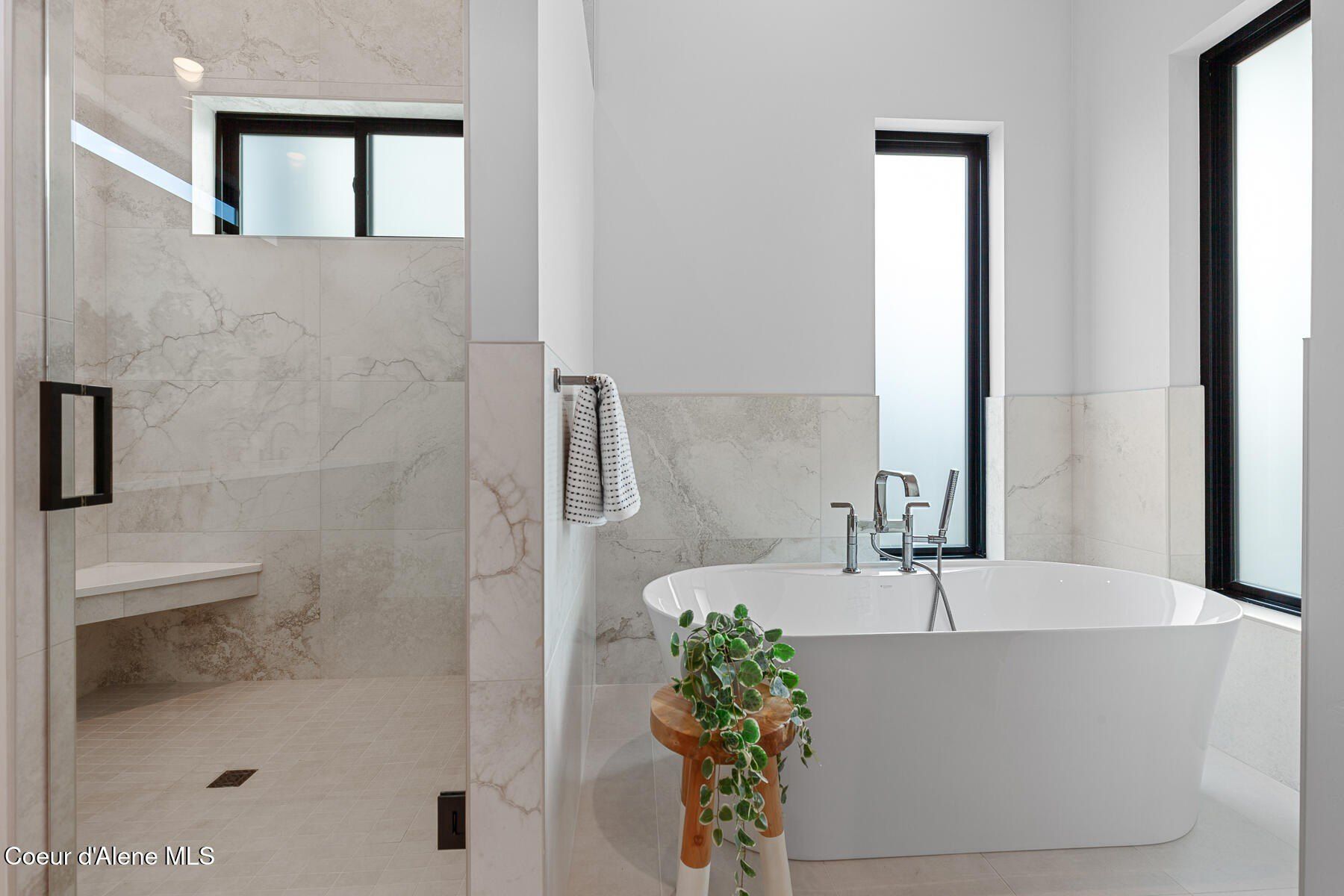 2855 W Lumber Lane. Coeur D Alene, ID 83814