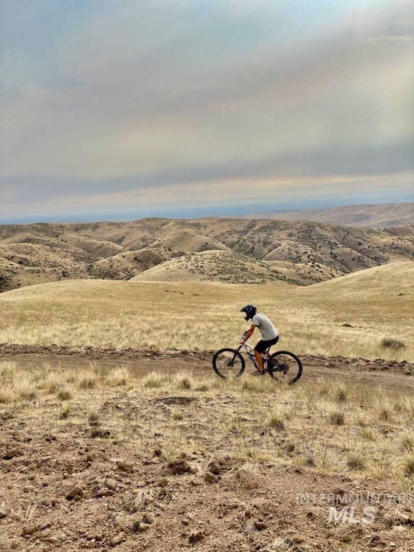 20042 N Swire Green Way. Boise, ID 83714