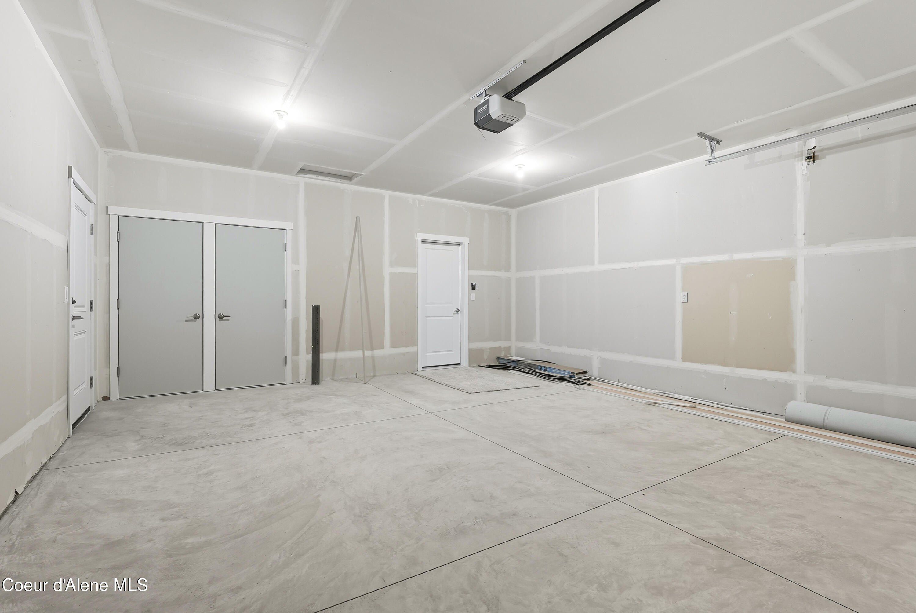 7718 N Girard Cir. Coeur D Alene, ID 83815