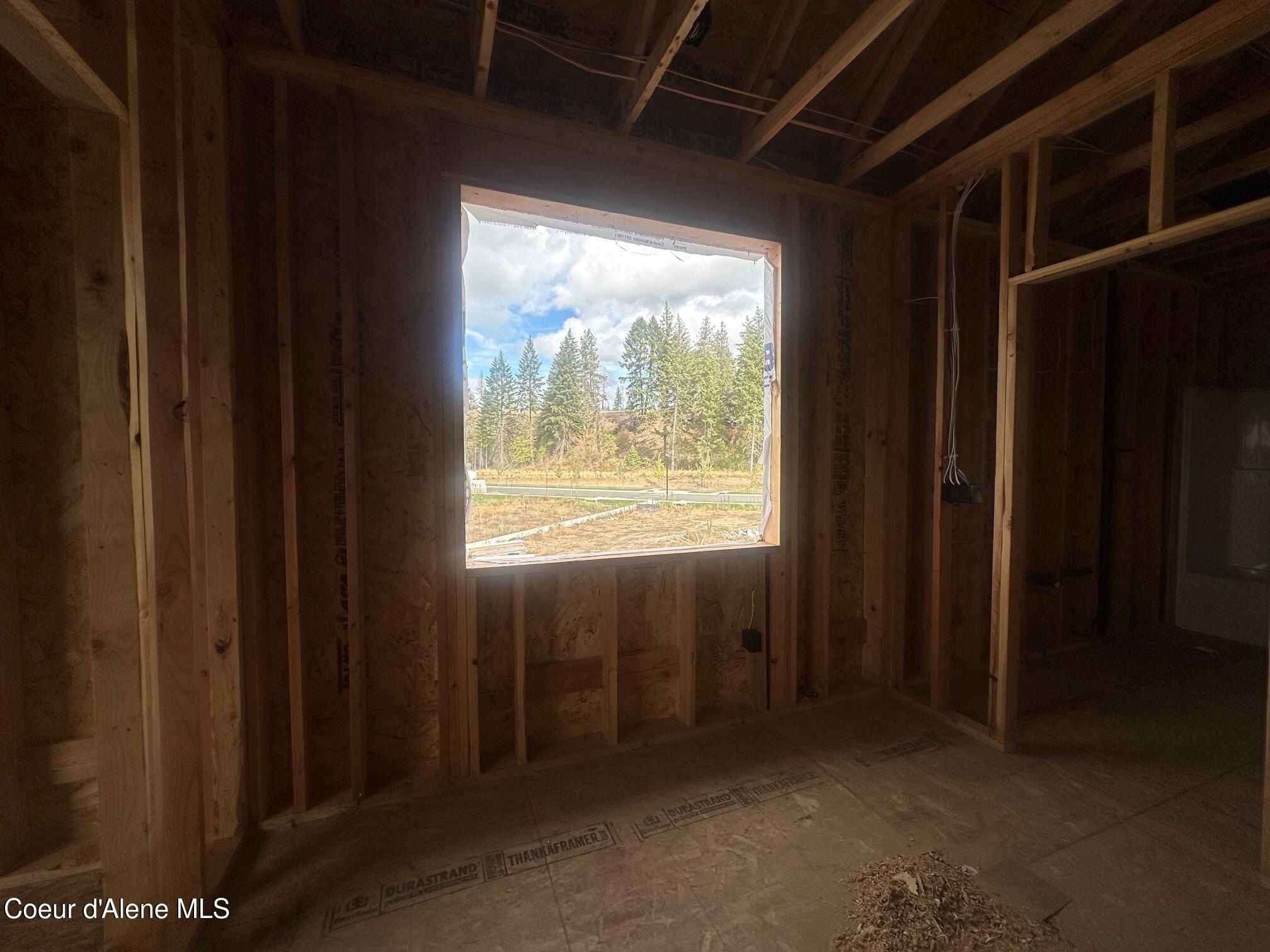 469 E Penstemon Rd. Hayden, ID 83835