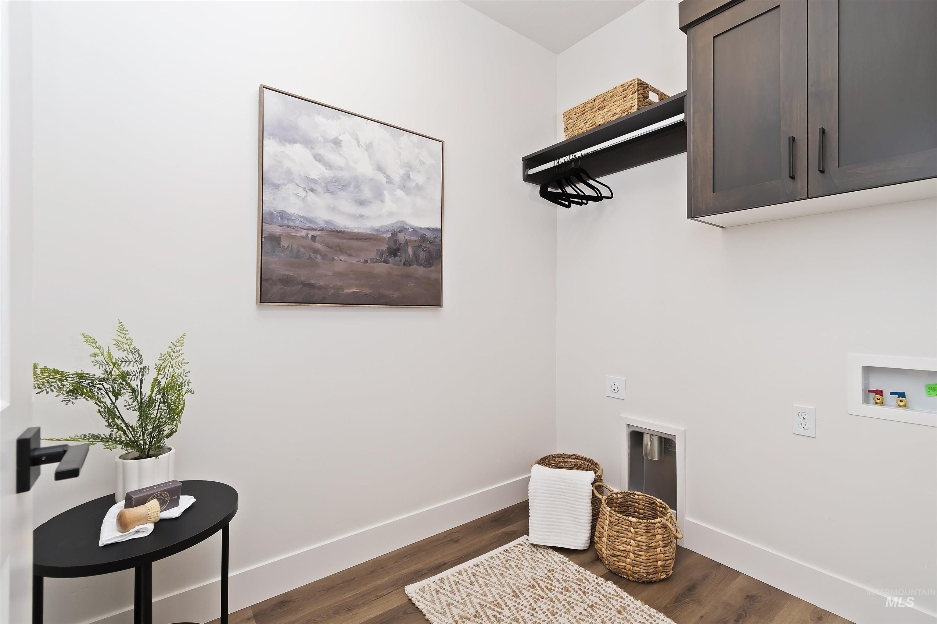 724 S Calhoun Ln. Star, ID 83669