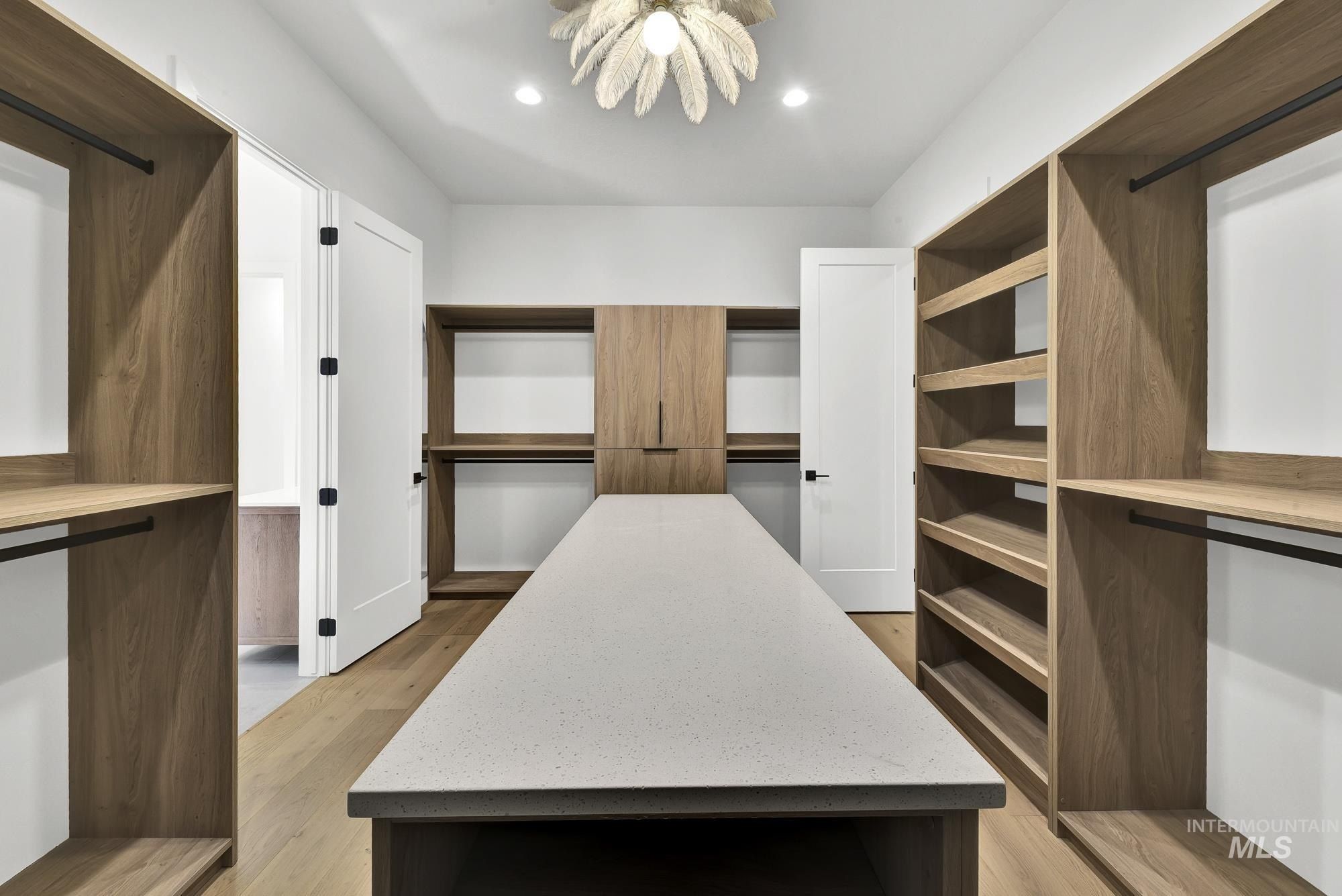 13531 Lake Shore Dr. Nampa, ID 83686