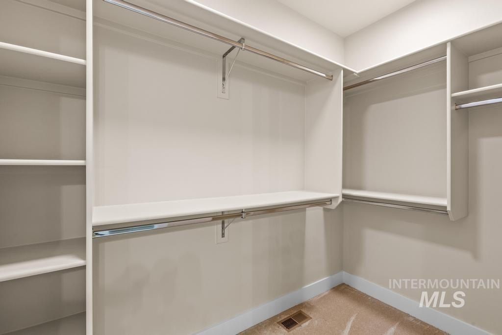 1807 E Grayson. Meridian, ID 83642