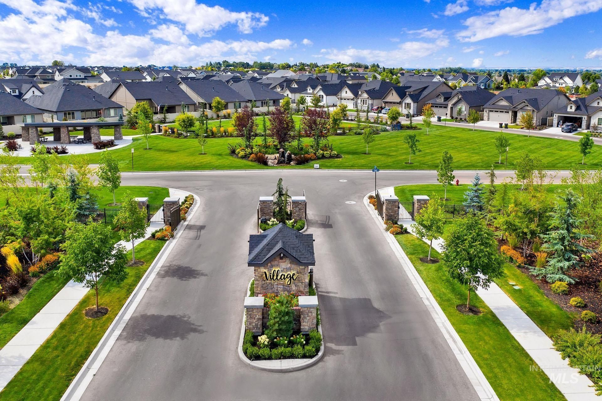 2552 E Galleon Ln. Meridian, ID 83642