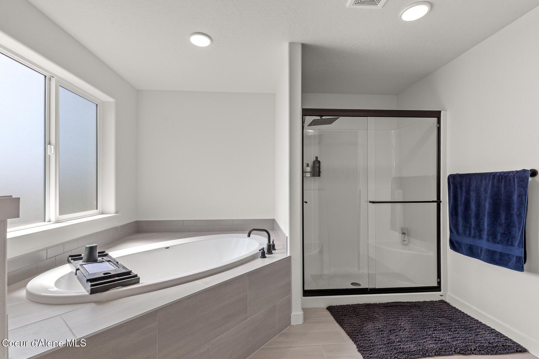 11781 N Banford Ln. Rathdrum, ID 83858