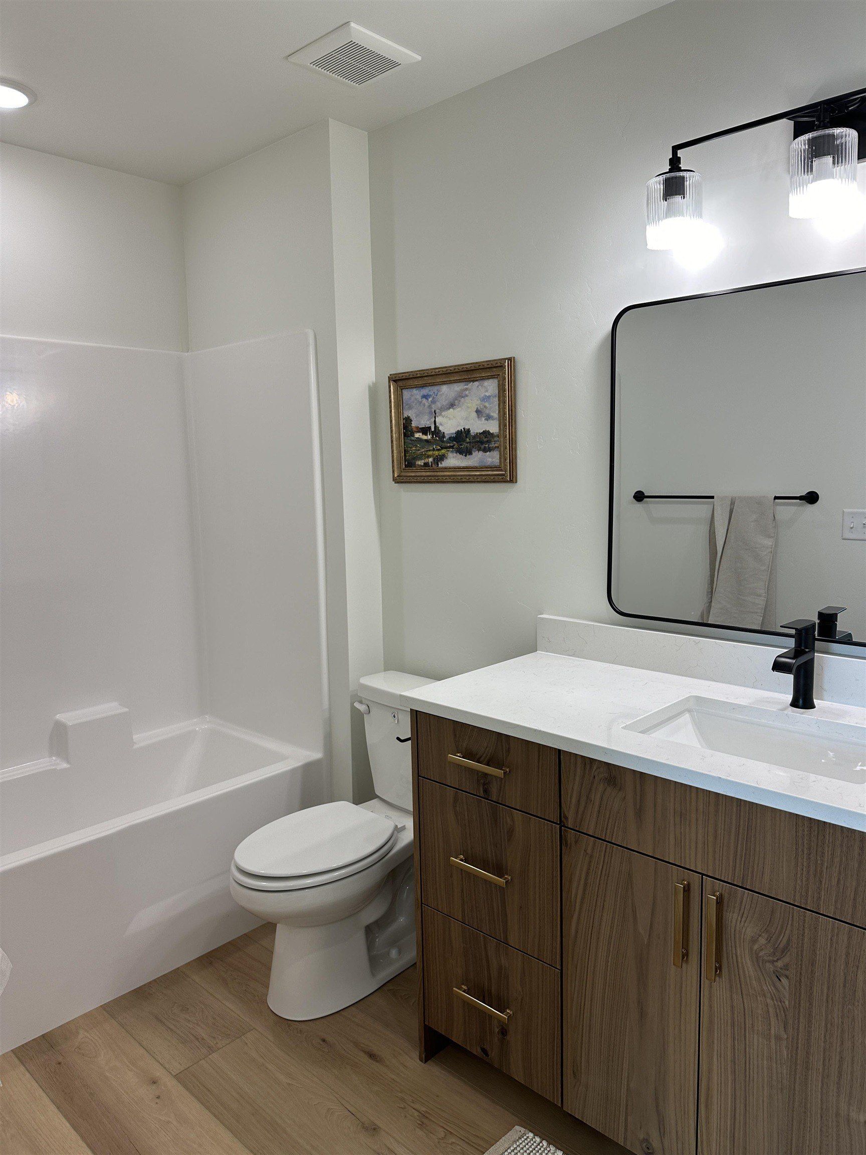 1266 Wright Ave Unit C. Pocatello, ID 83202