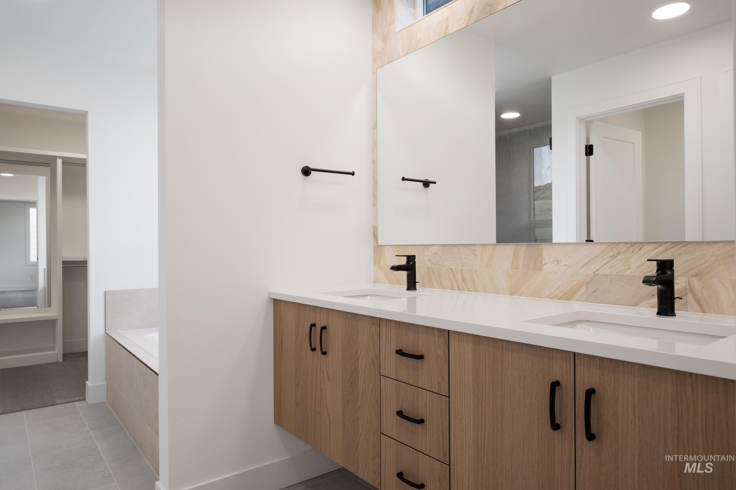 11696 N Rabbitbrush Way. Boise, ID 83714