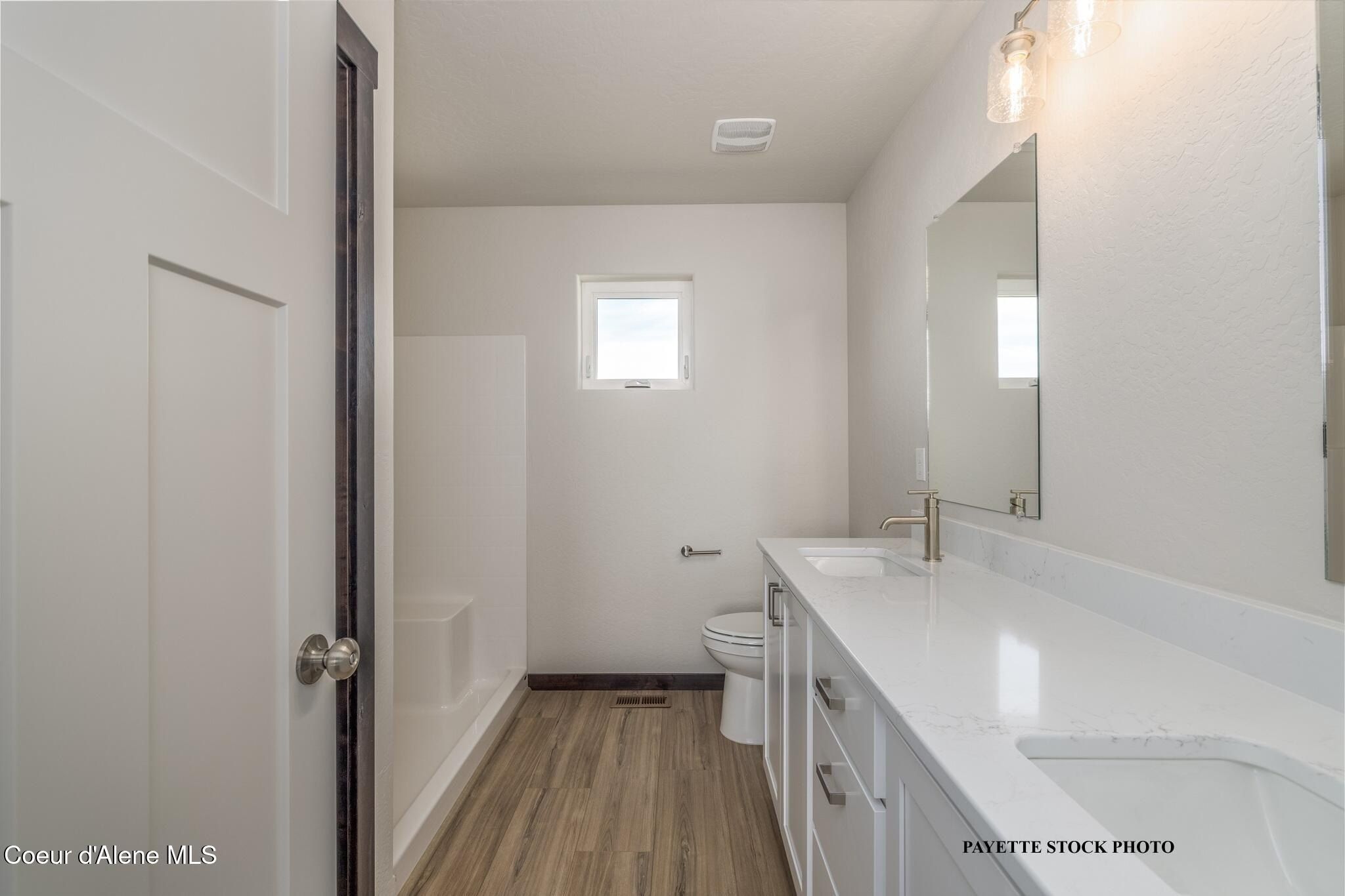 11804 N Entwistle Way. Rathdrum, ID 83858