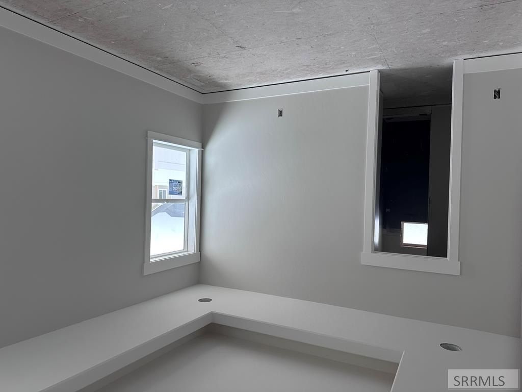 5873 Macrae Dr. Idaho Falls, ID 83402