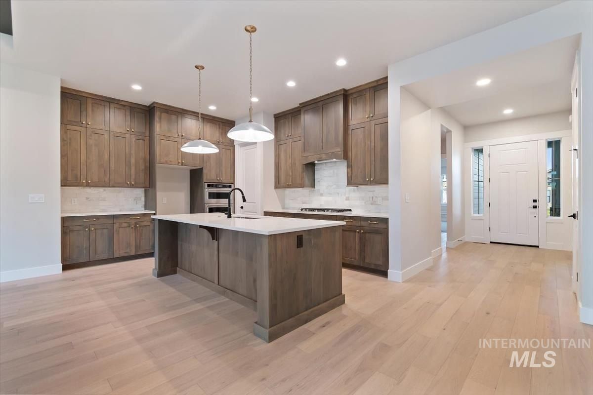 2147 E Blakehurst Ave. Kuna, ID 83634