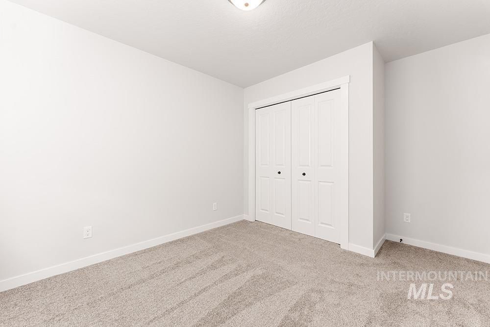 138 W Radiant Ridge Dr. Meridian, ID 83642