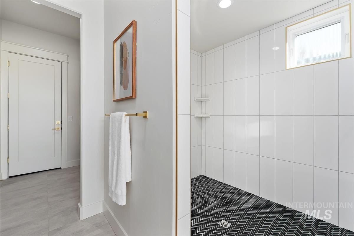 9973 S Peregrine Falcon Ave. Nampa, ID 83686