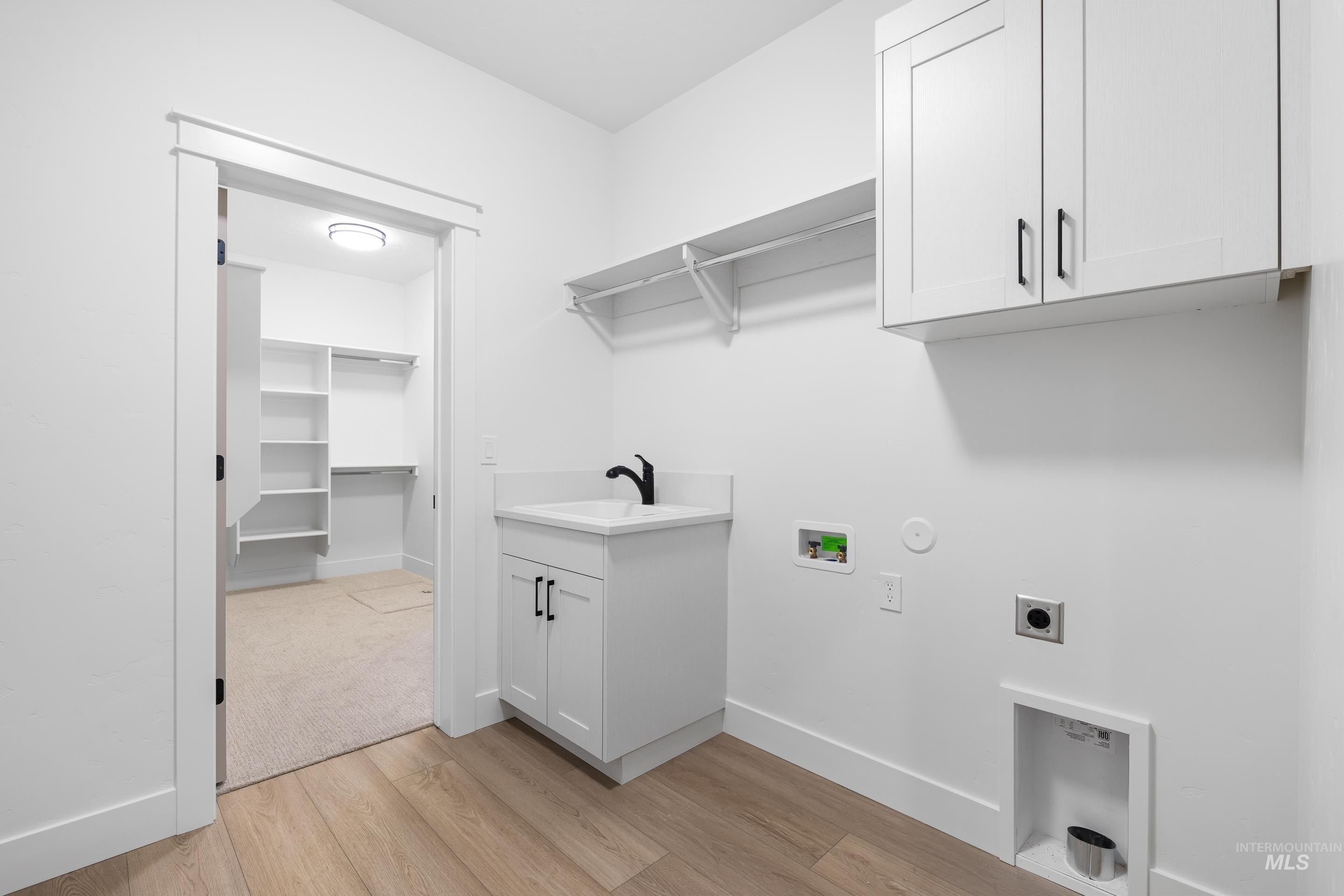 1279 E Andes Drive. Kuna, ID 83634